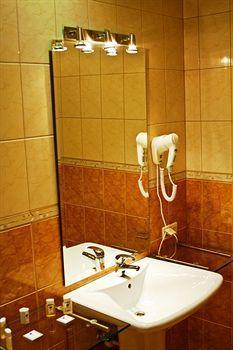 Khách sạn Unimars